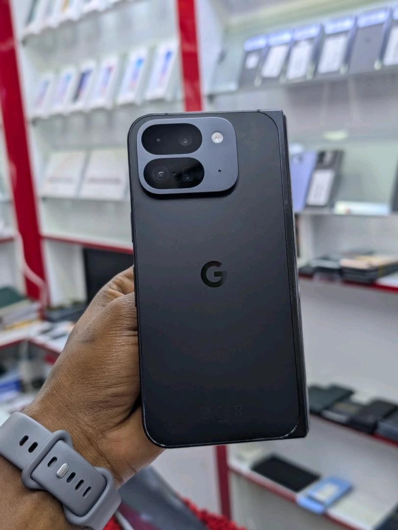 Google Pixel 9 Pro Fold 256GB Brand New thumbnail 3