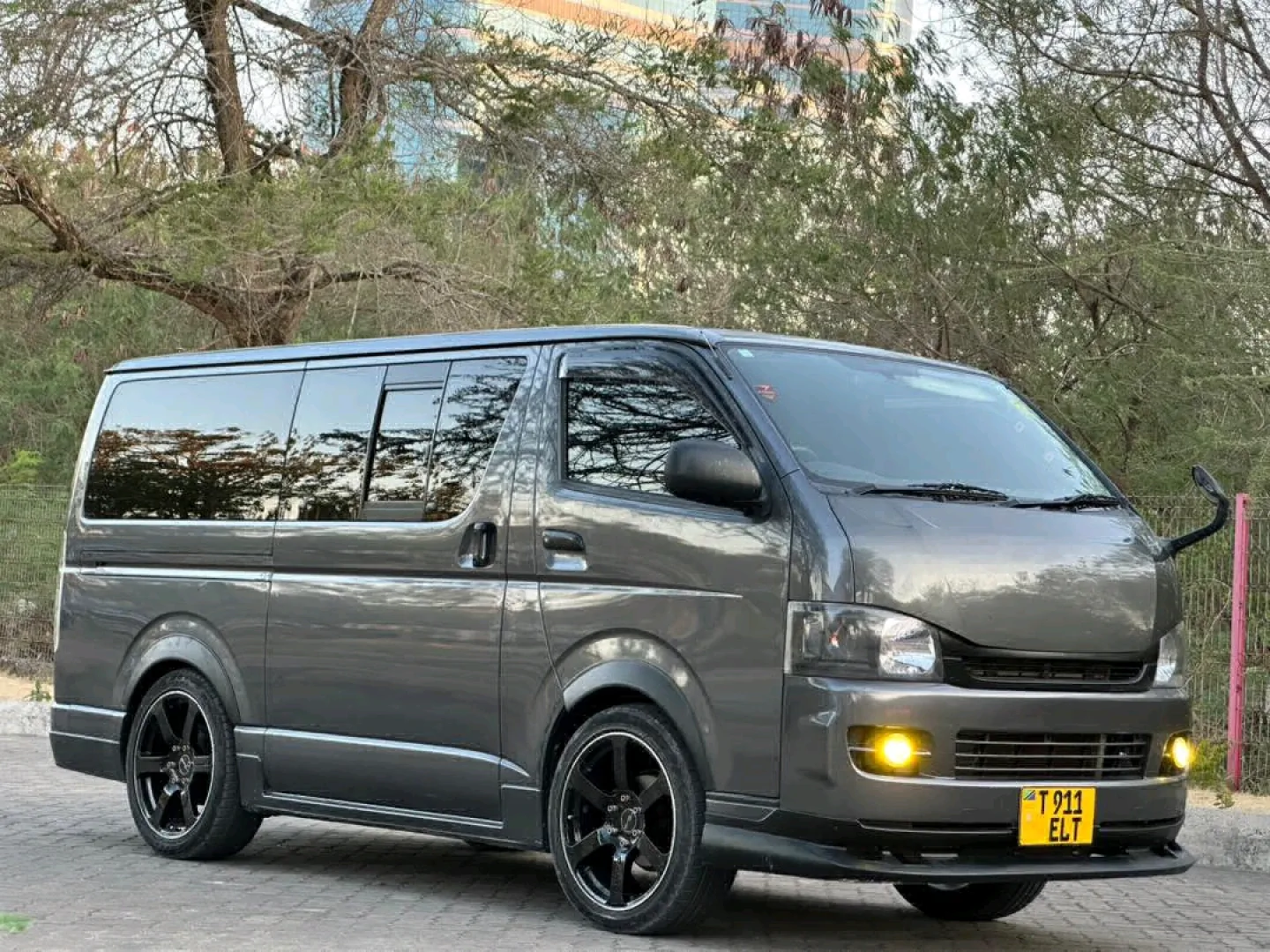 Toyota Hiace Quantum Van 2010 (Reg ELT)