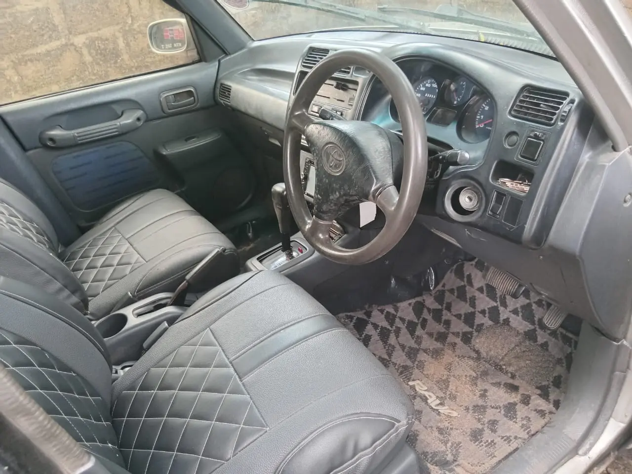 Toyota RAV4 J 1998 thumbnail 8