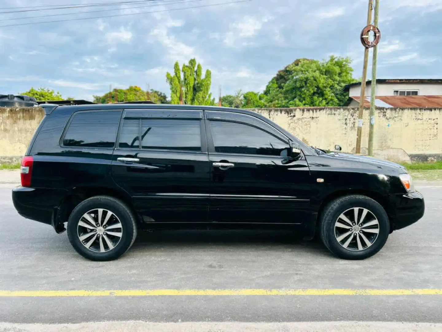 Toyota Kluger 2006 For Sale thumbnail 2