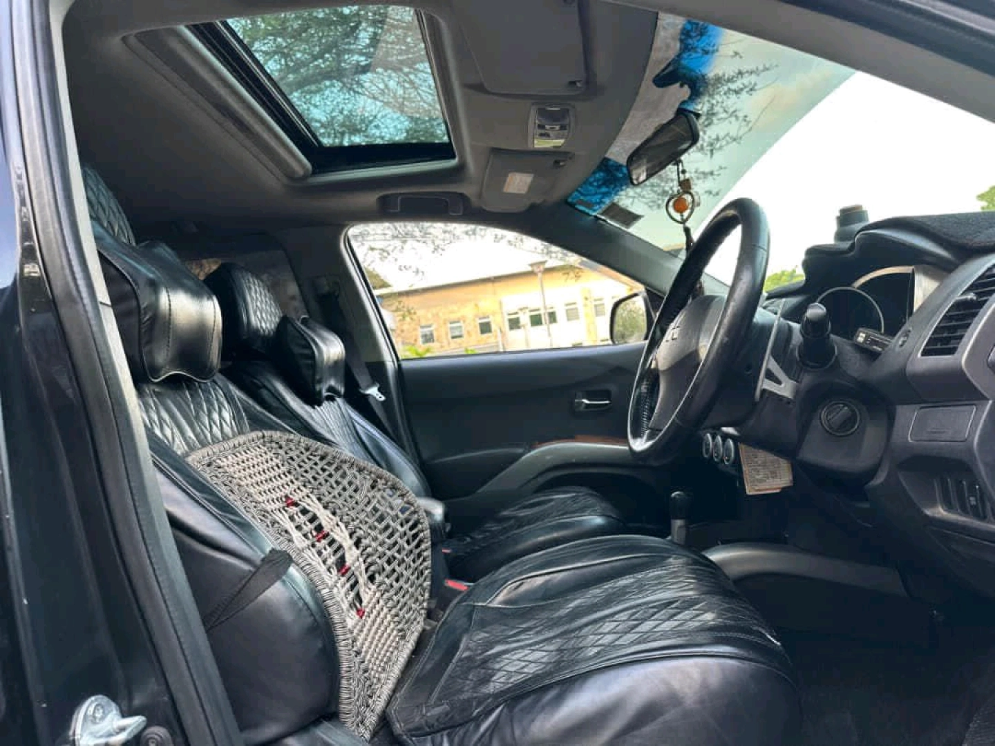 Used 2008 Mitsubishi Outlander SUV (7 Seater) thumbnail 6