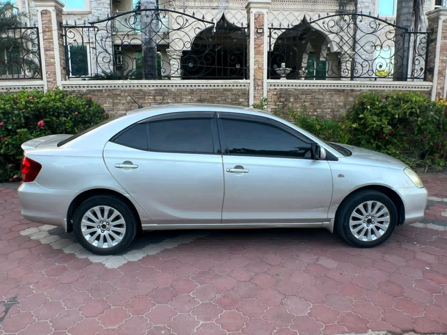 2004 Toyota Allion Sedan (1790cc) - Silver thumbnail 4