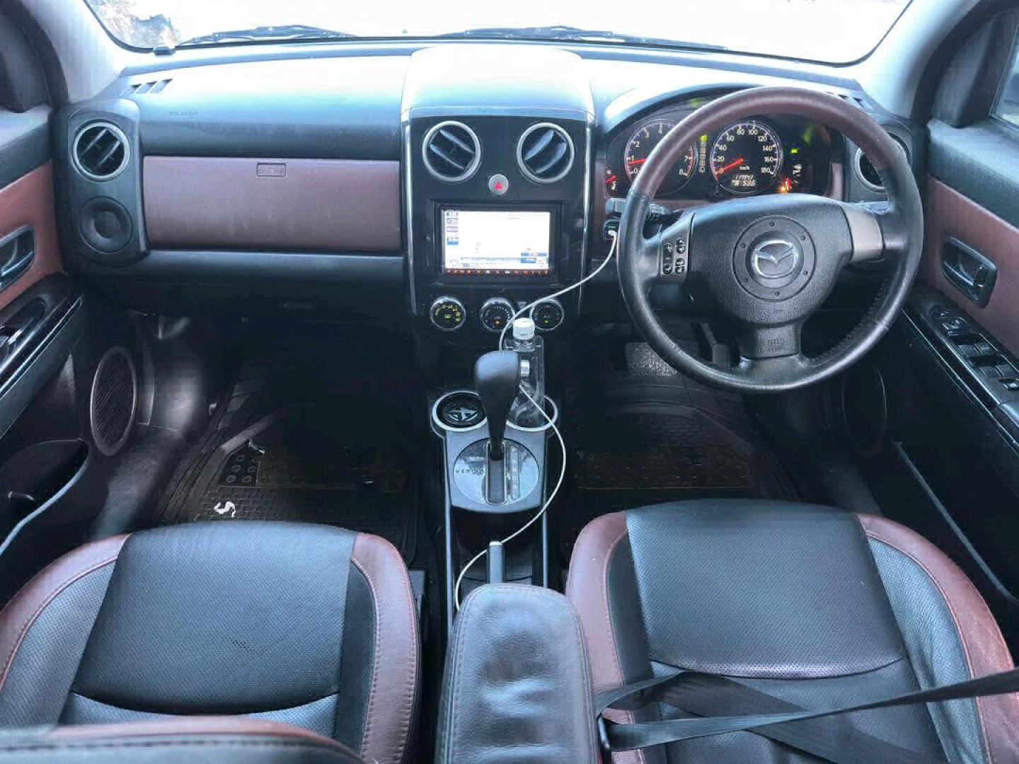 Mazda Verisa 2009 Automatic Excellent Condition thumbnail 6