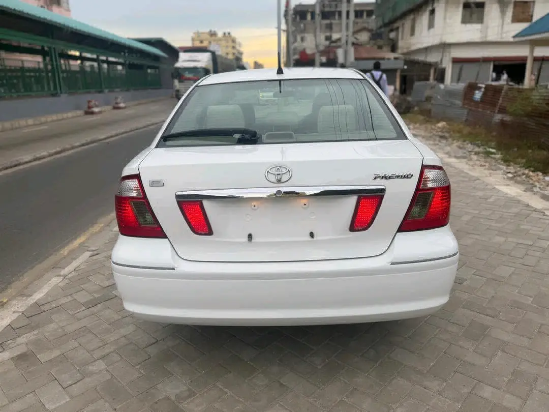 Toyota Premio F EQR 2003 for Sale thumbnail 5
