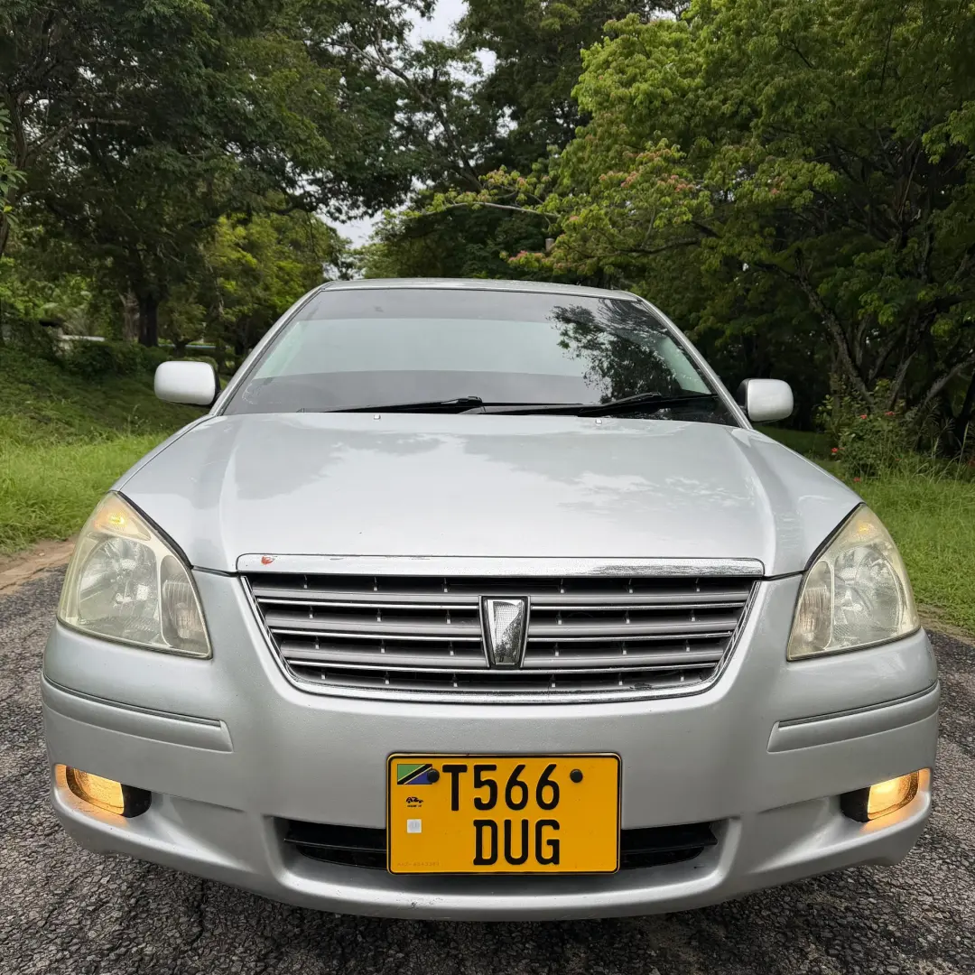 Toyota Premio 2004 Silver