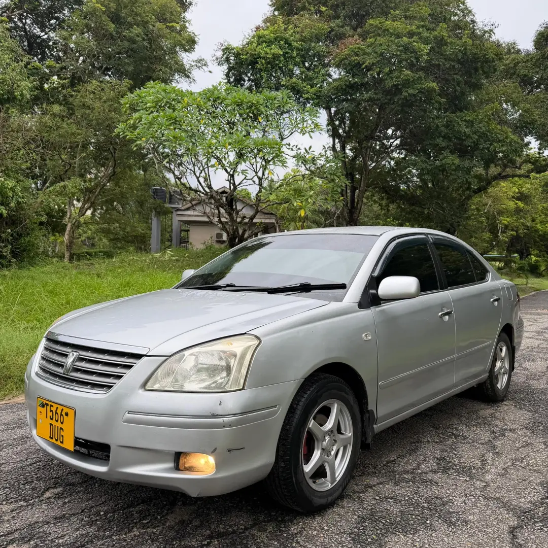 Toyota Premio 2004 Silver thumbnail 7