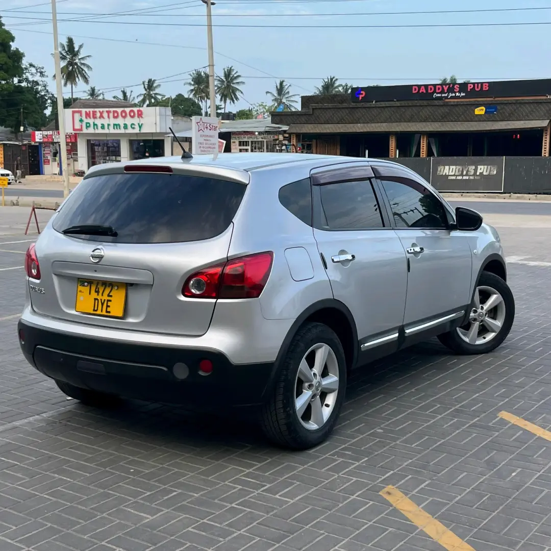 Nissan Dualis (Qashqai) for Sale thumbnail 5