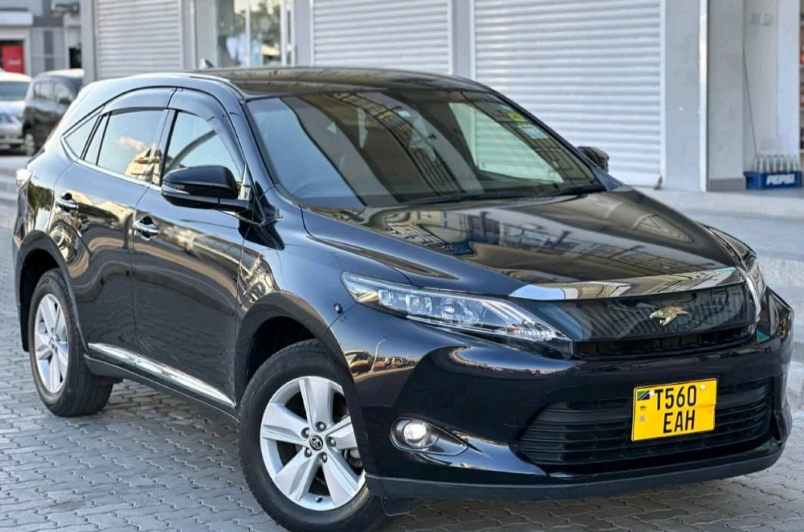 Toyota Harrier Anaconda 2015 SUV thumbnail 3