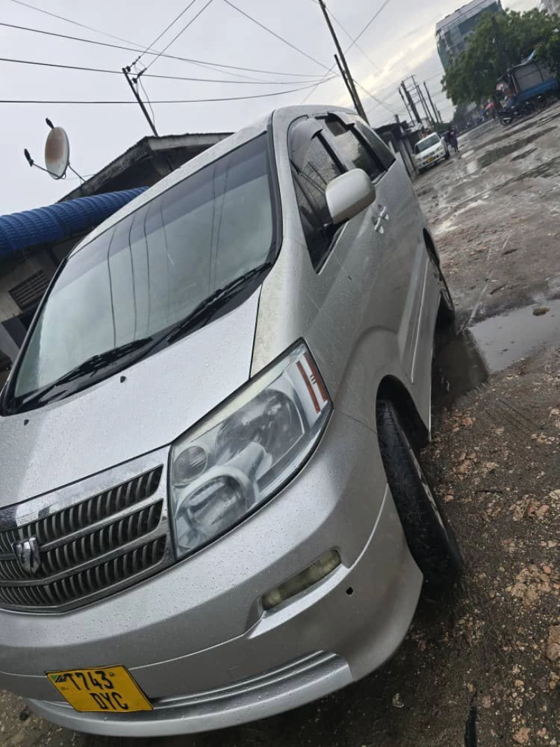 Toyota Alphard 2004, Engine 2360cc, Bei 12M TZS thumbnail 5