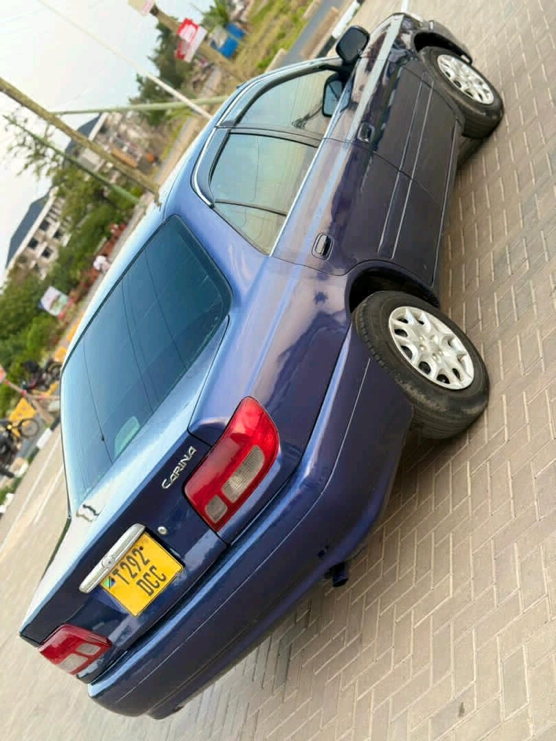 Toyota Carina Ti Sedan Full AC thumbnail 2