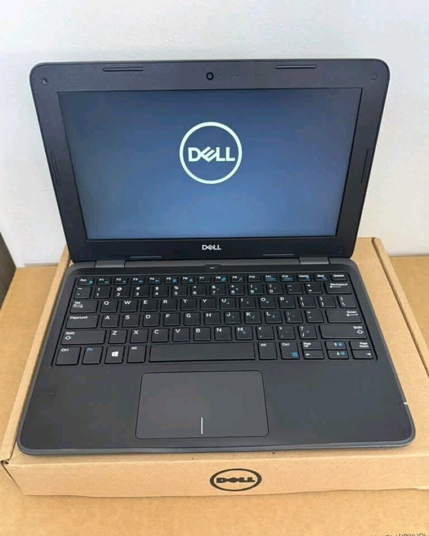 Dell Latitude 3190 Laptop 11.5" 4GB RAM 192GB SSD thumbnail 4