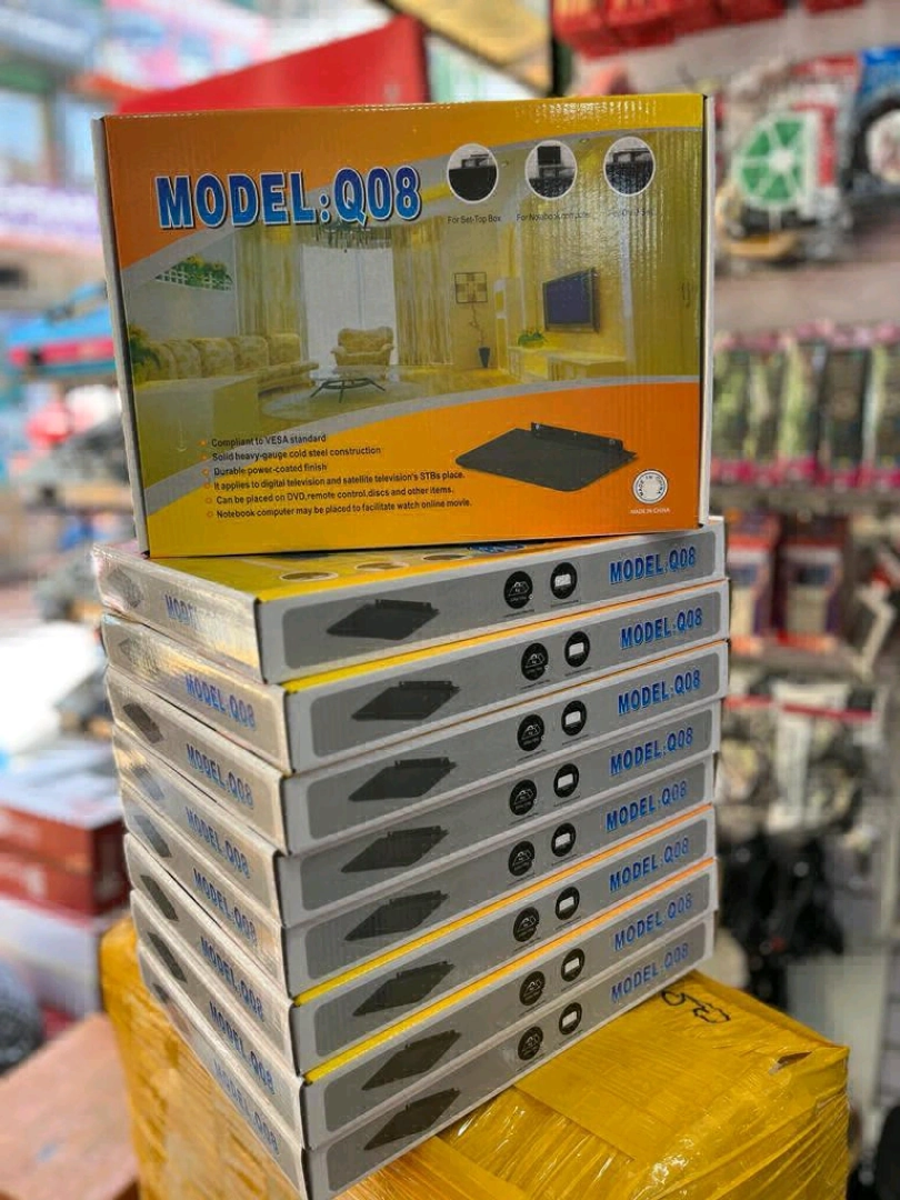 Q08 Wall Mount Bracket with Glass Tray for Electronic Devices