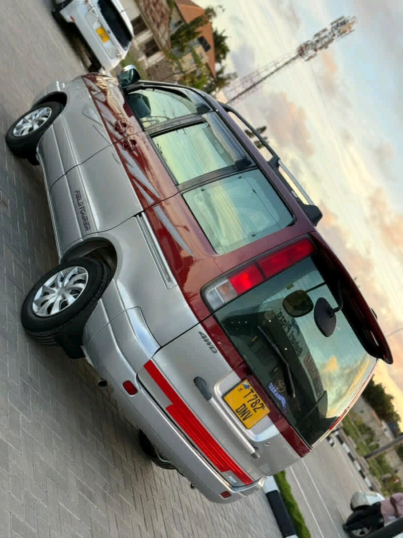 Toyota Noah SR50 DNV Van (1990cc, Full AC) thumbnail 4