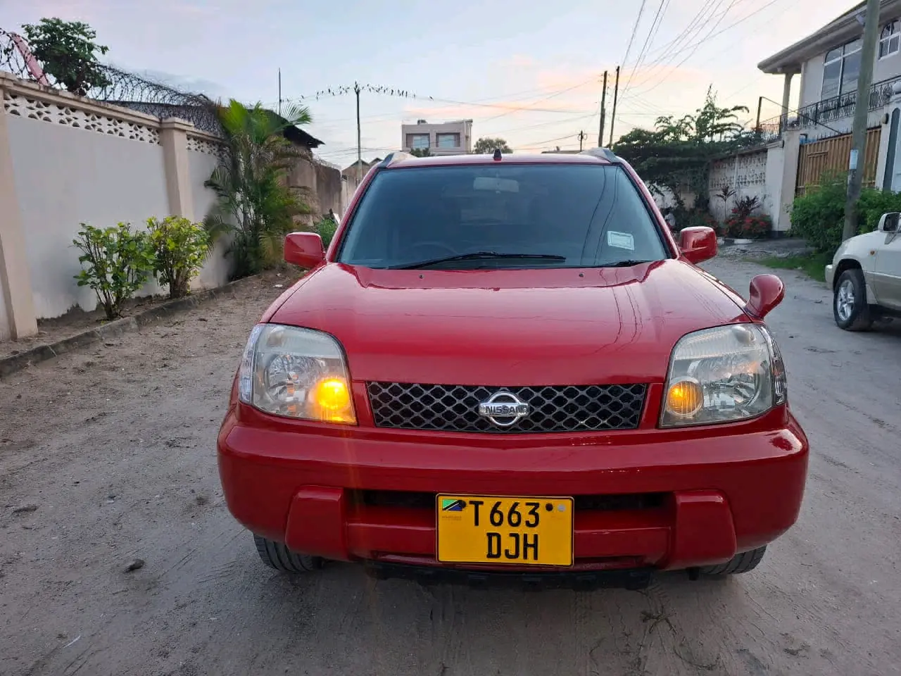 Nissan X-Trail SUV
