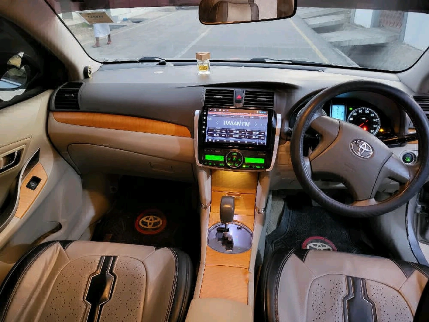 Toyota Premio X New Model 2009/2010 - Low Mileage thumbnail 8