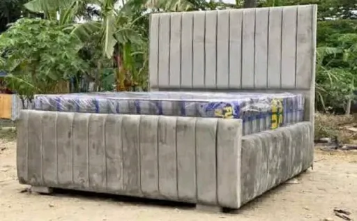 Kitanda na Godoro (Grey Upholstered)