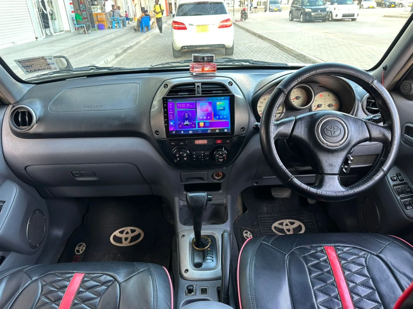 Toyota RAV4 J 2003 Automatic (Reg EBZ) thumbnail 6