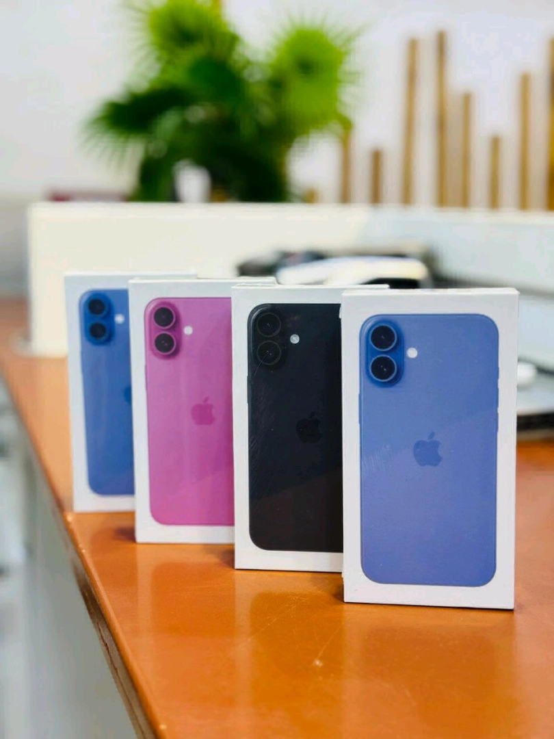 Apple iPhone 16 Plain 128GB with Free Accessories thumbnail 2
