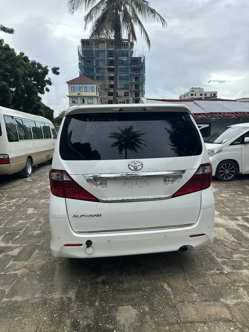 Toyota Alphard 2011 thumbnail 6