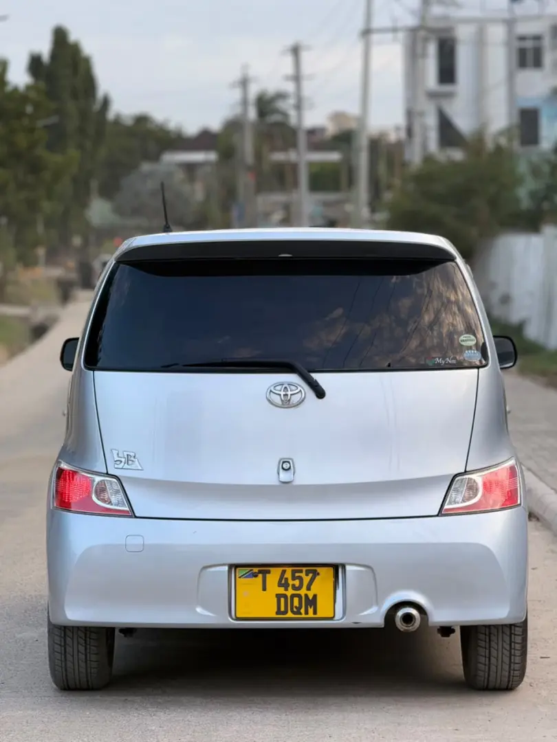 Toyota bB 2006 (DQM)