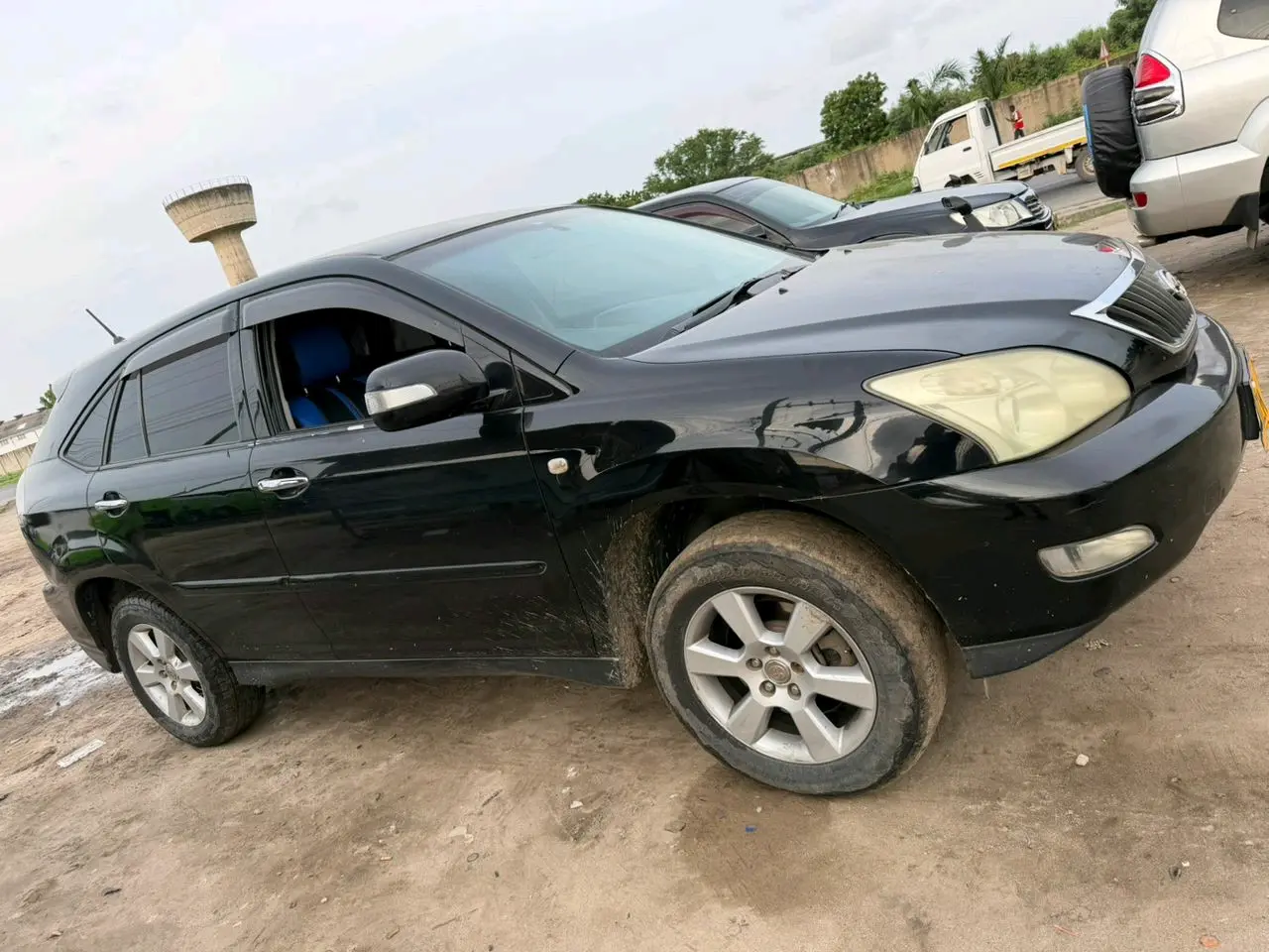 Black Toyota Harrier 2008 (DZM Reg) thumbnail 3
