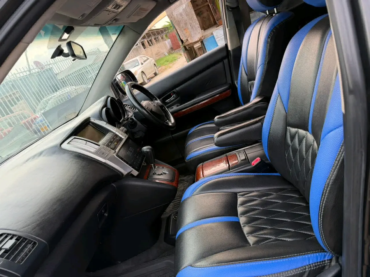Black Toyota Harrier 2008 (DZM Reg) thumbnail 7