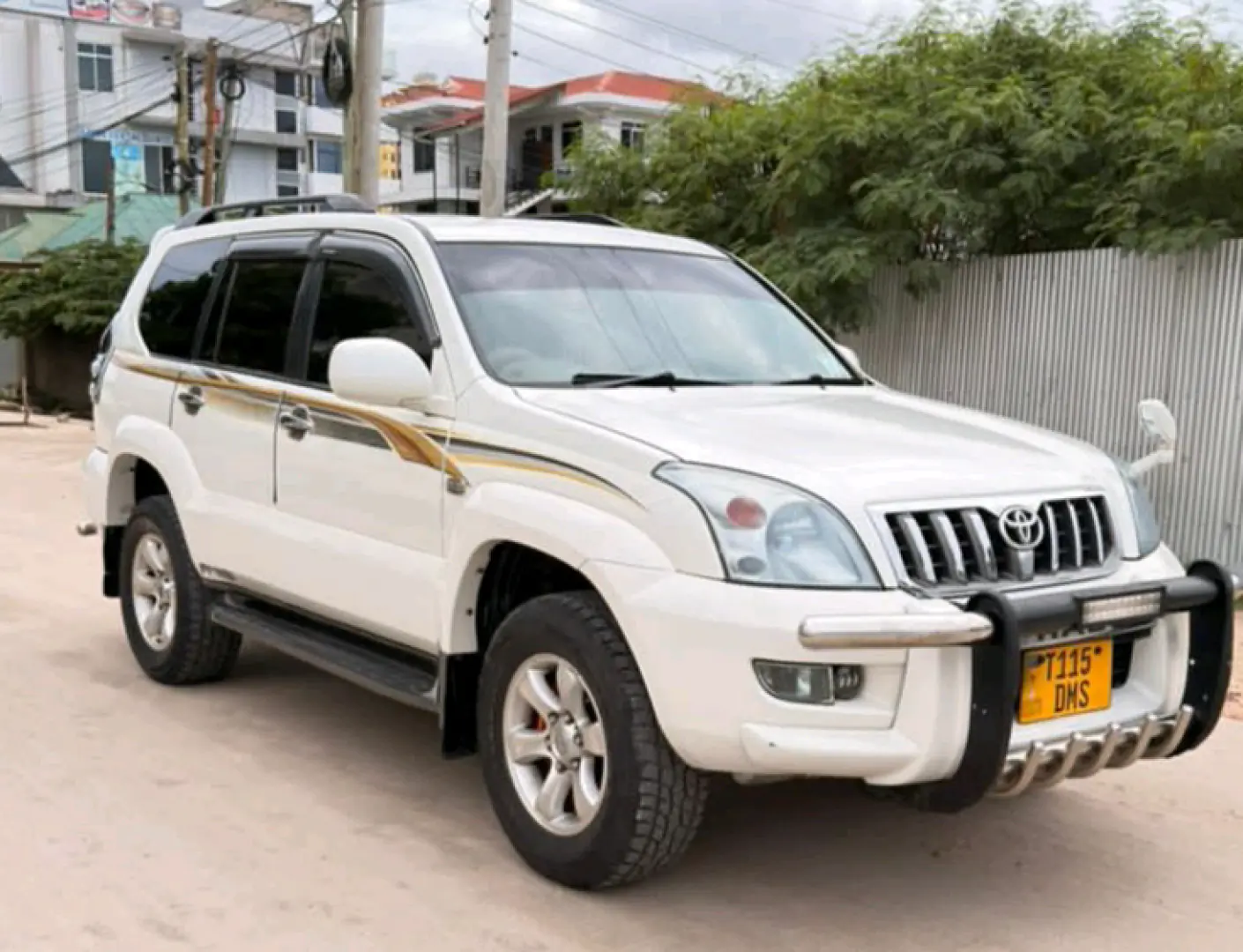 Toyota Landcruiser Prado TX 120 (2005) - Petrol Auto thumbnail 2
