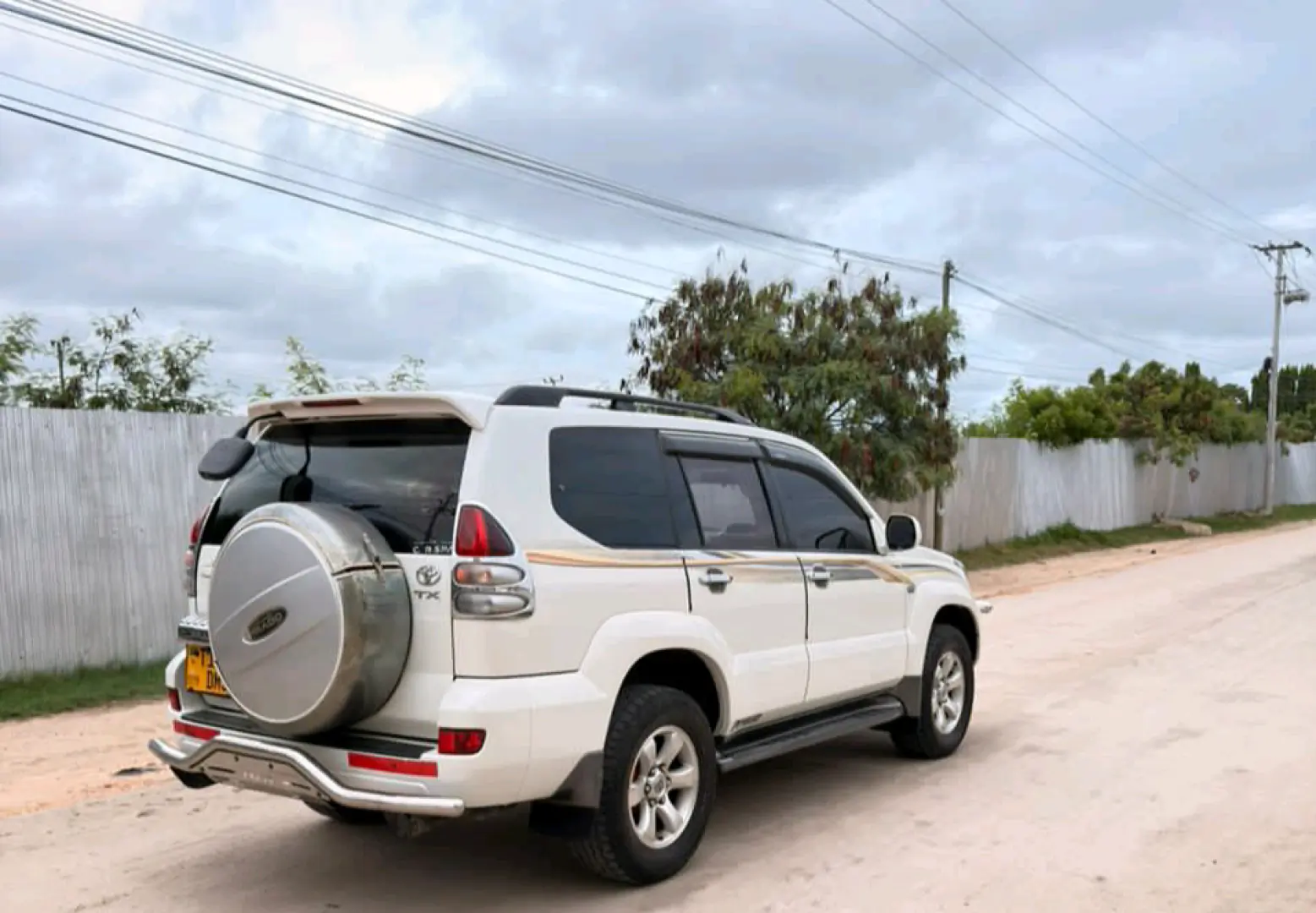 Toyota Landcruiser Prado TX 120 (2005) - Petrol Auto thumbnail 4