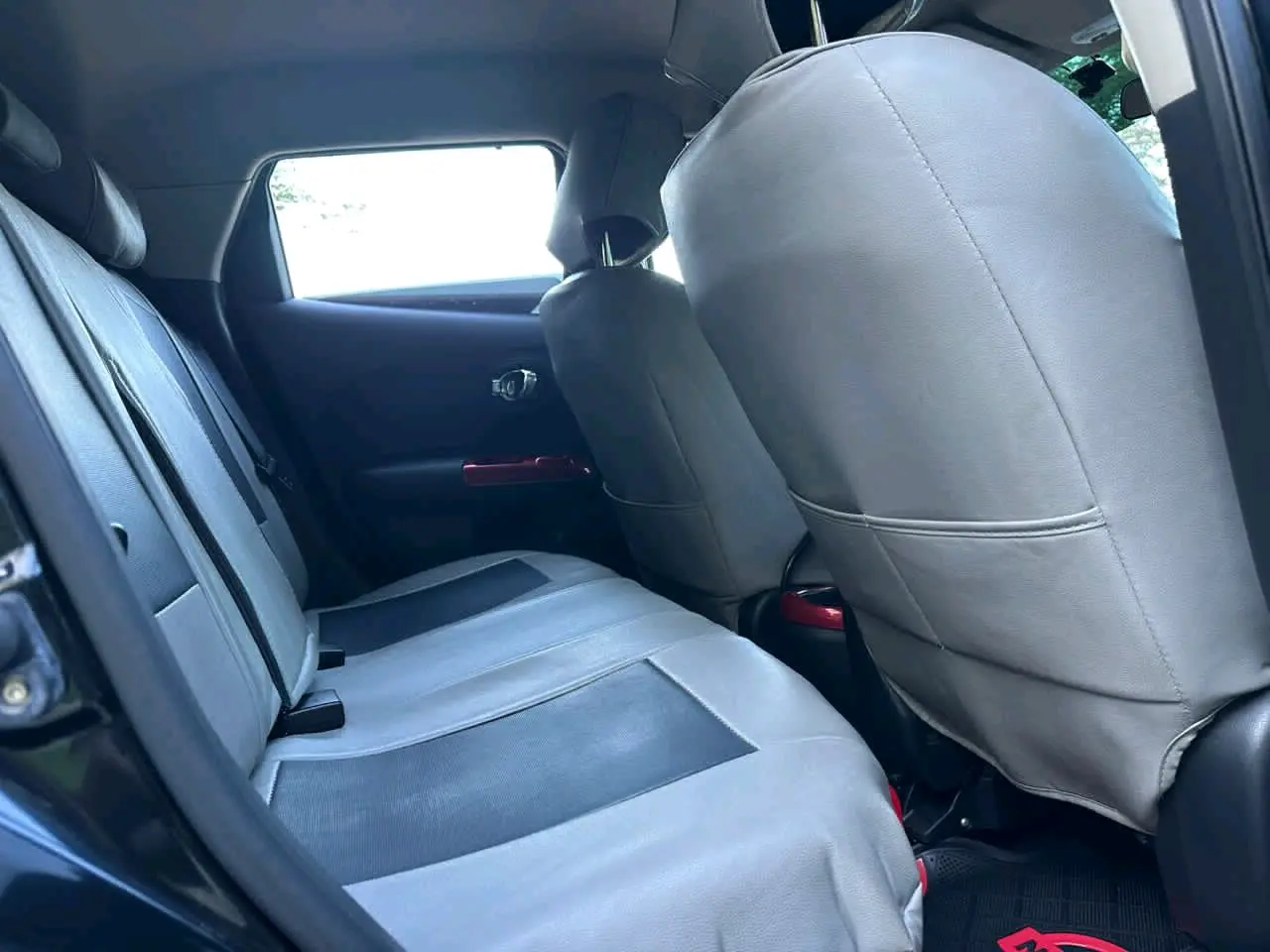 Nissan Juke 2012 Black Automatic thumbnail 8