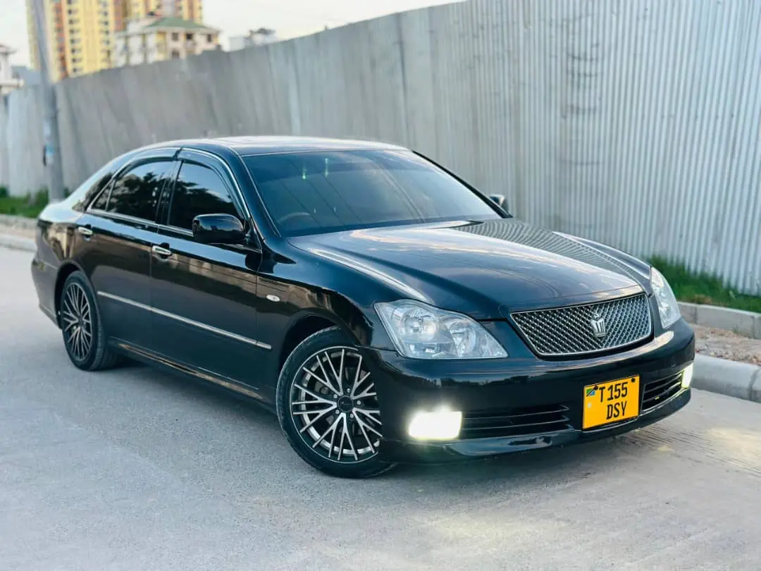 Toyota Crown Athlete 2005