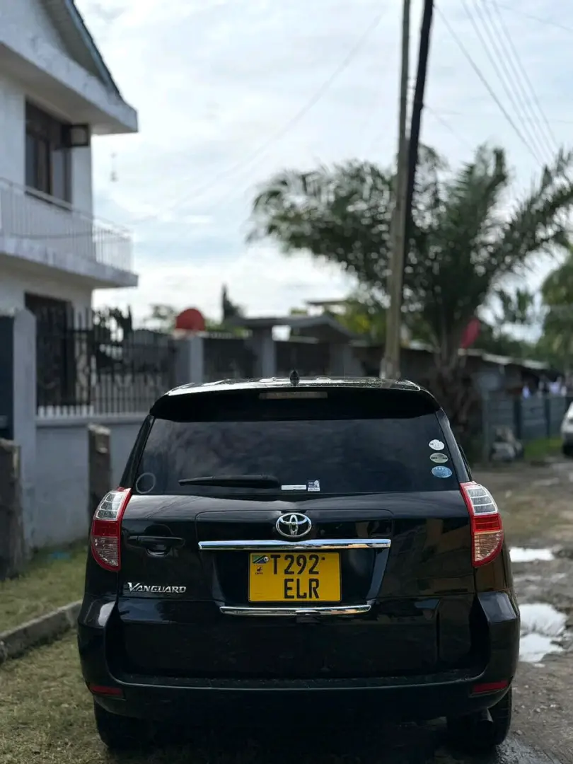 Toyota Vanguard 2009 Nyeusi thumbnail 2