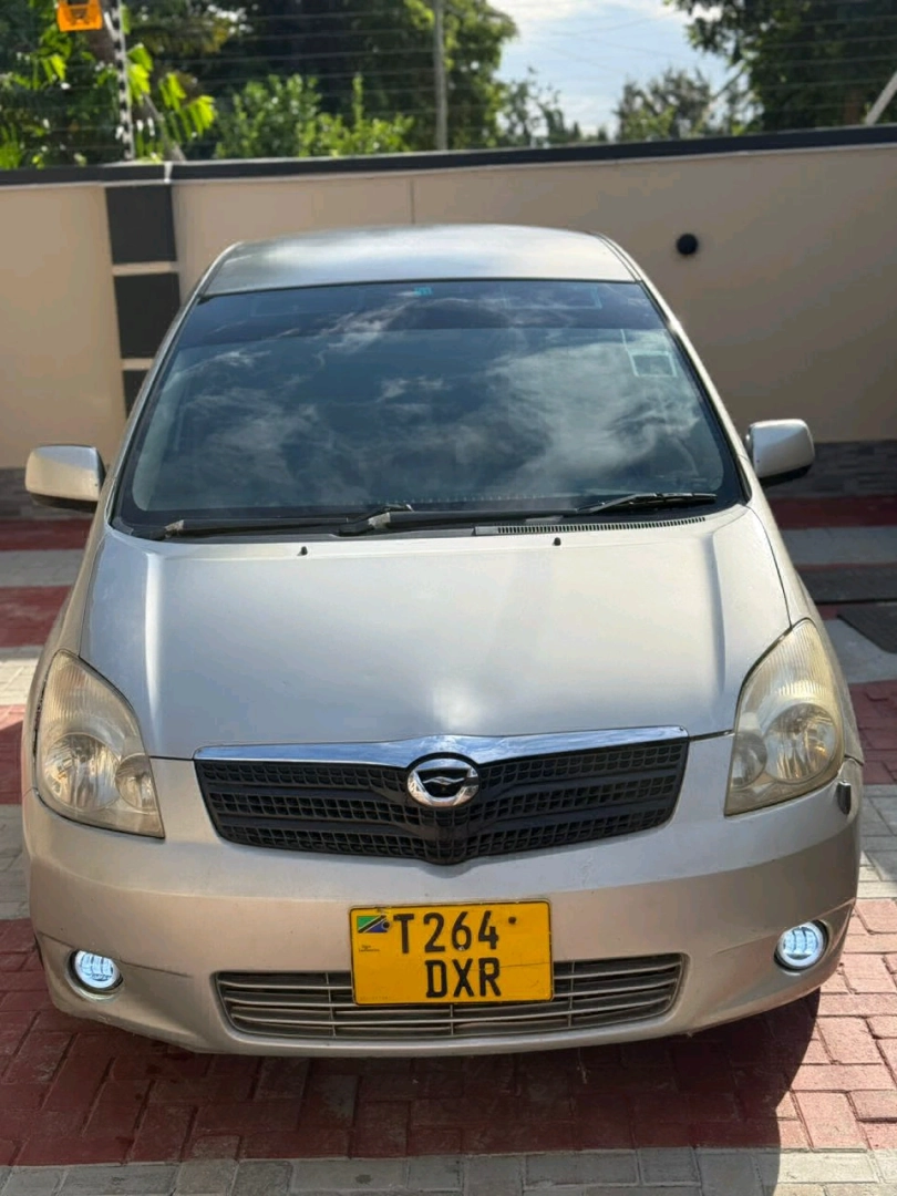 Toyota Spacio DXR