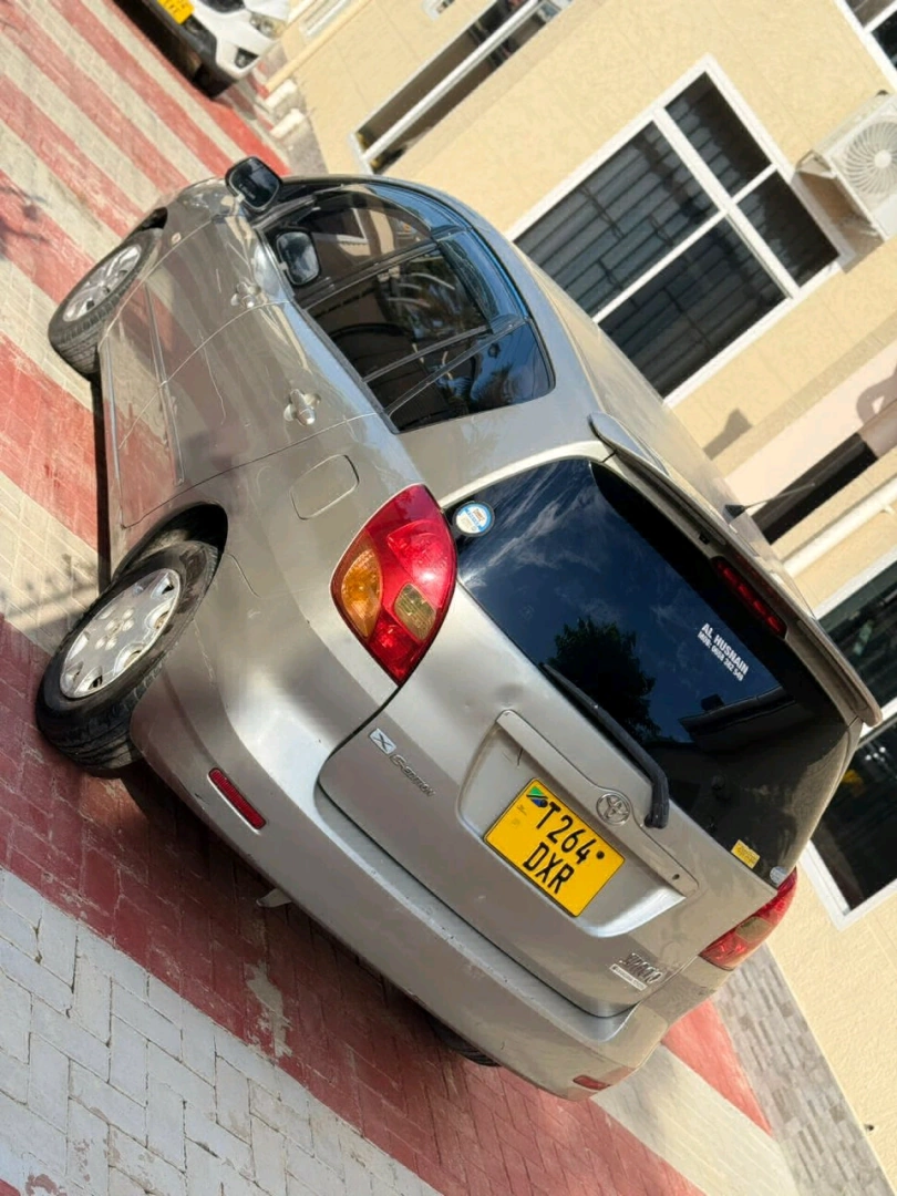 Toyota Spacio DXR thumbnail 4