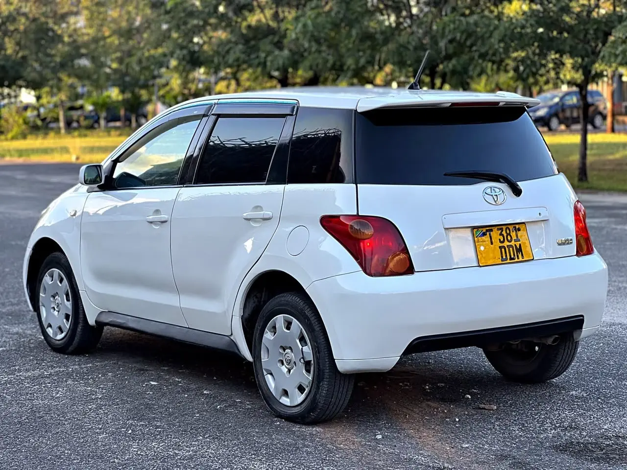 Toyota Ist 2004 DDM thumbnail 6