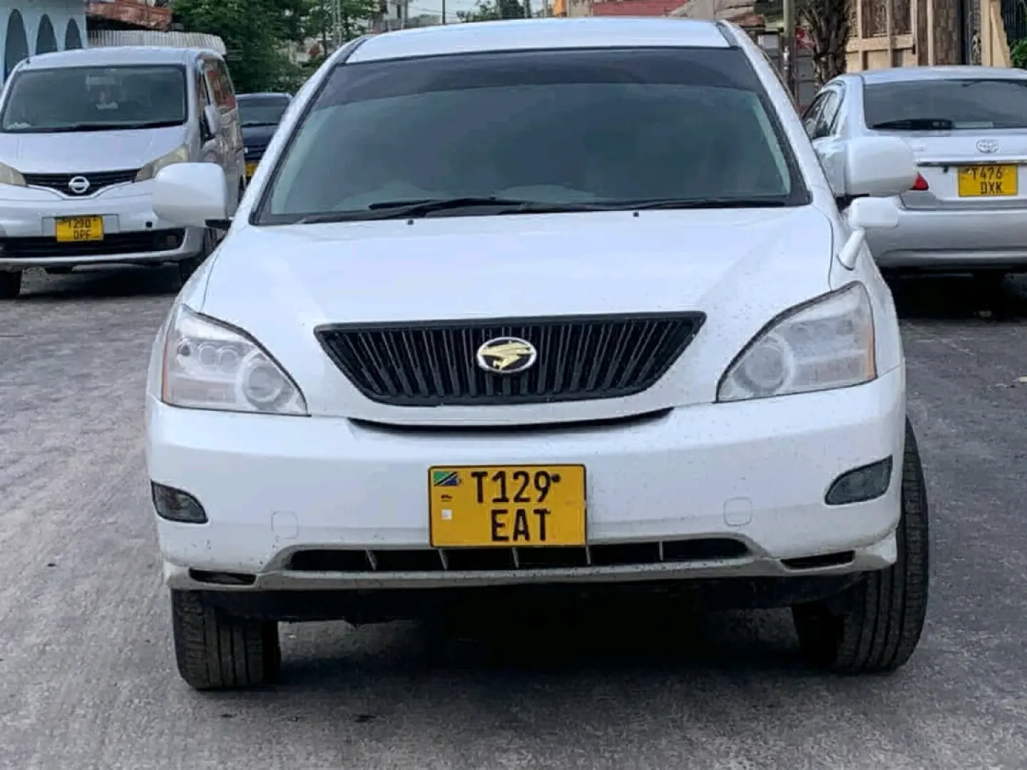 Toyota Harrier 2005 White SUV Reg EAT