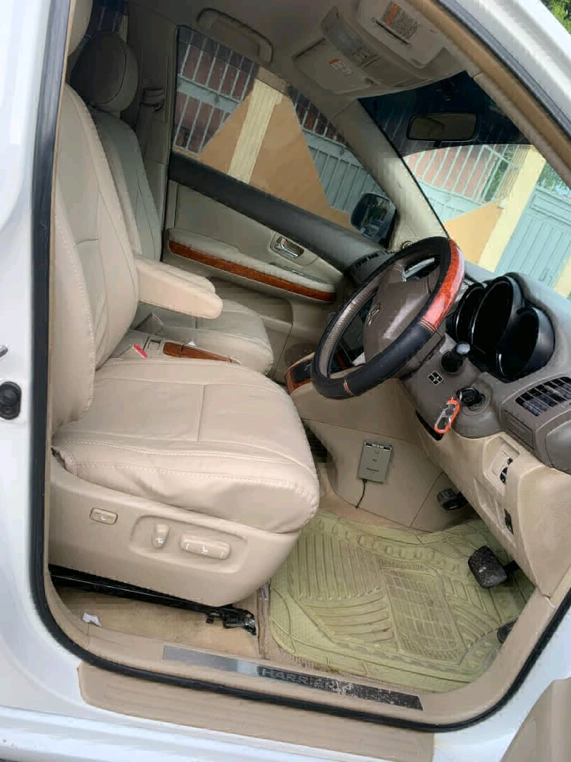 Toyota Harrier 2005 White SUV Reg EAT thumbnail 8