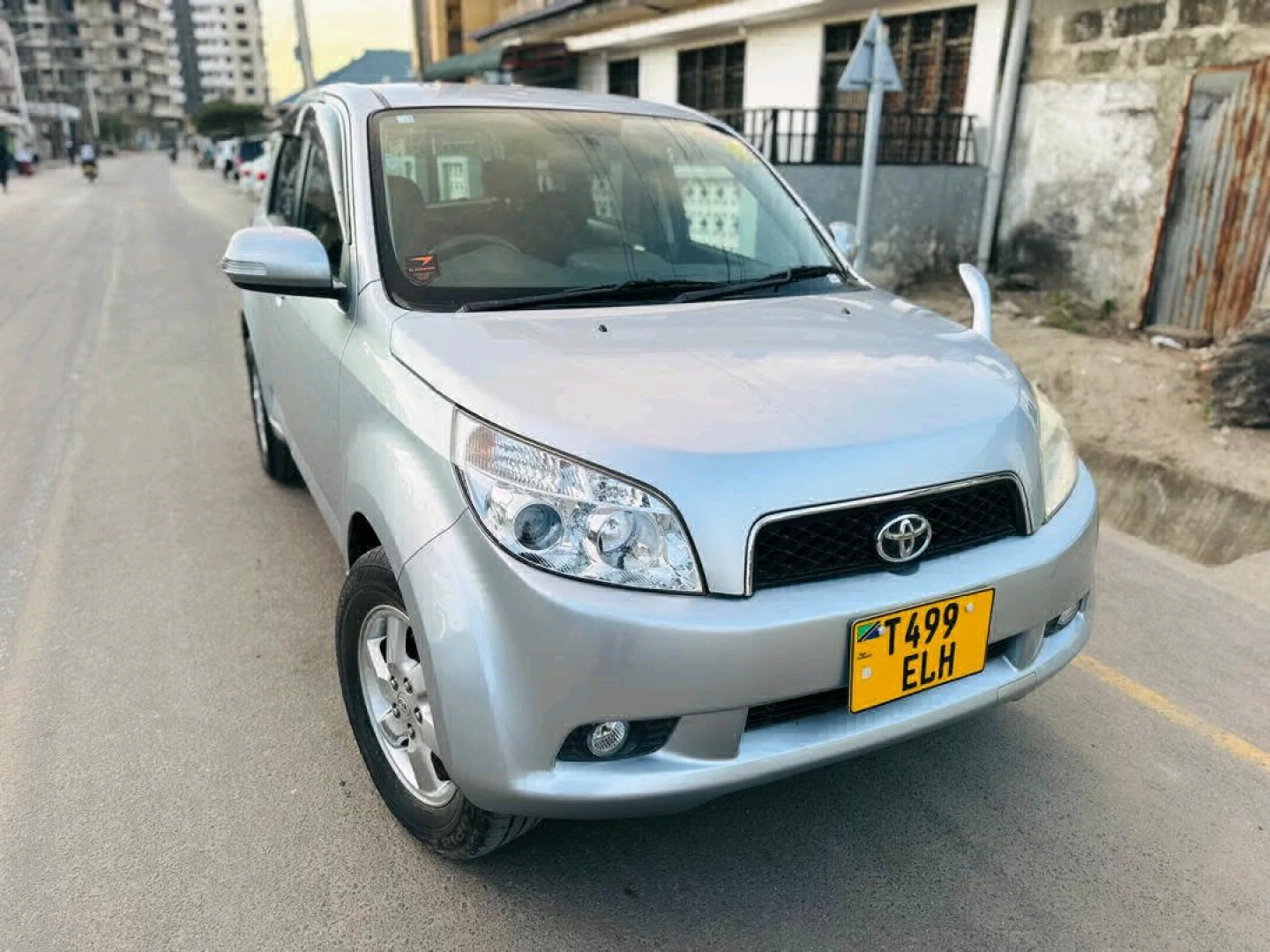 Toyota Rush 2006 VVTI Good Condition thumbnail 3
