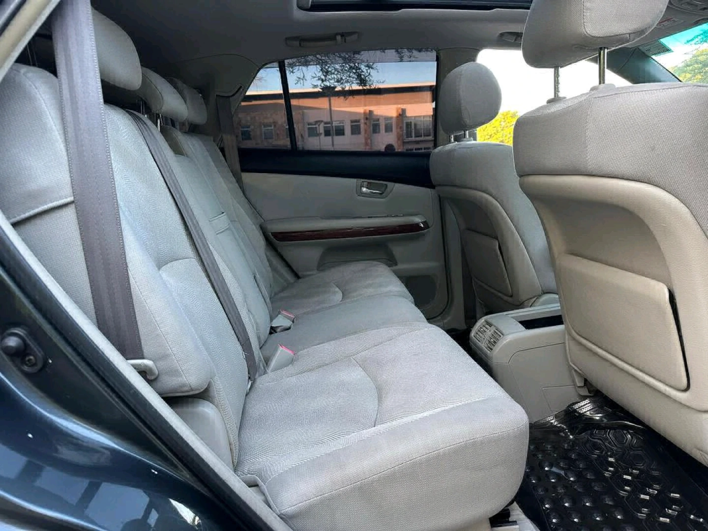 Toyota Harrier DVX 2005 for Sale thumbnail 7