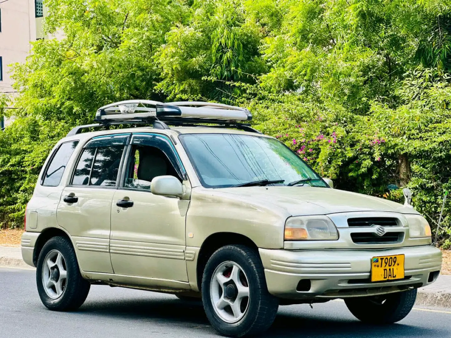 Used Suzuki Escudo SUV Automatic J20 Engine thumbnail 3
