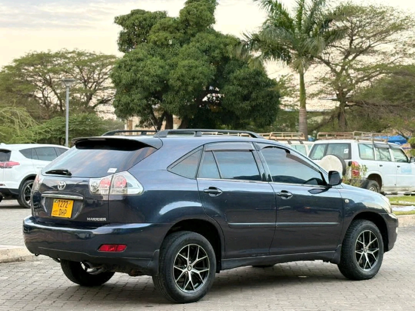 Toyota Harrier New Reg DHP Black SUV thumbnail 5