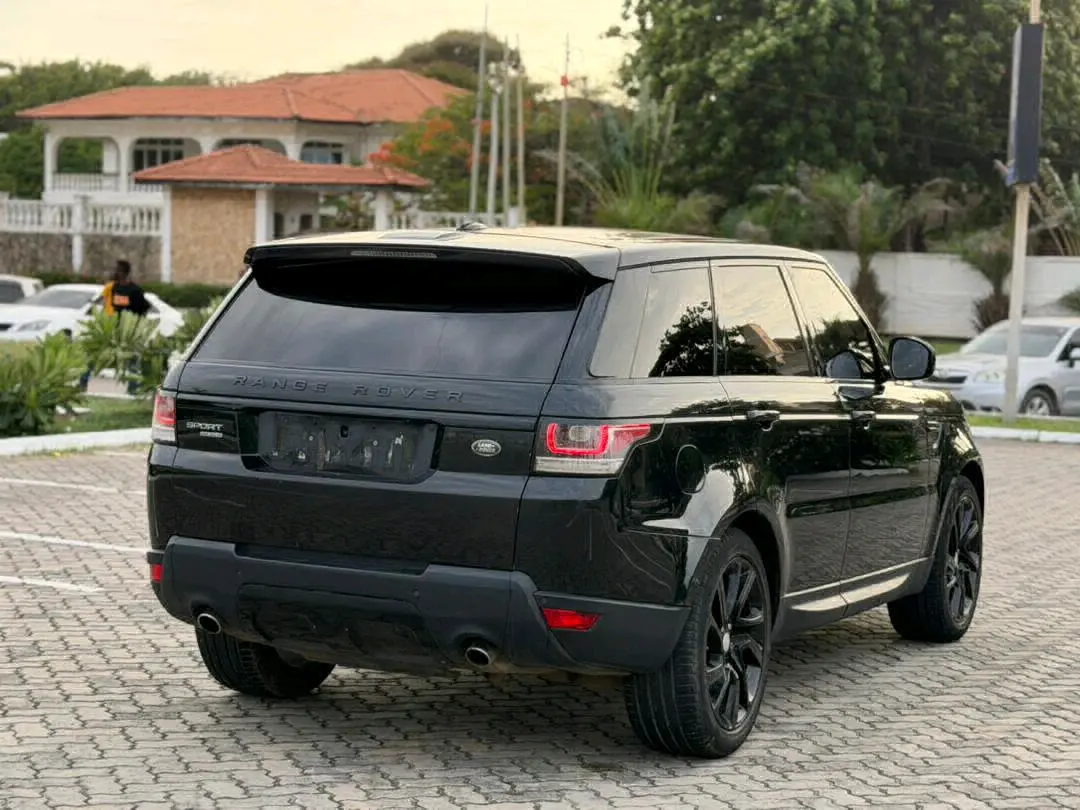 Range Rover Sport 2015 Diesel - Low Mileage thumbnail 3