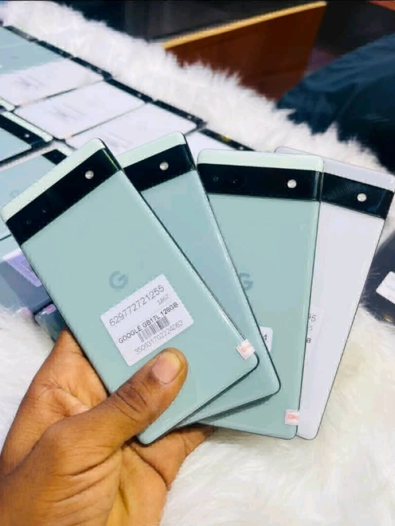 Google Pixel 6a 128GB/6GB Smartphone