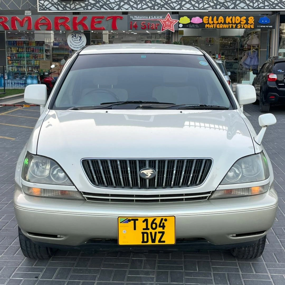 Toyota Harrier SUV 1999 Automatic 1990cc