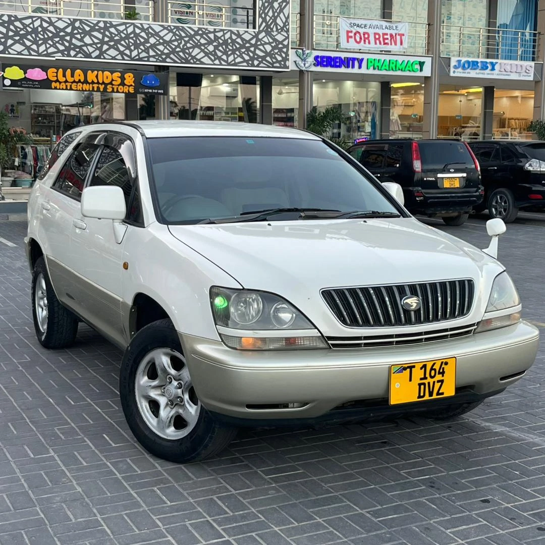 Toyota Harrier SUV 1999 Automatic 1990cc thumbnail 8