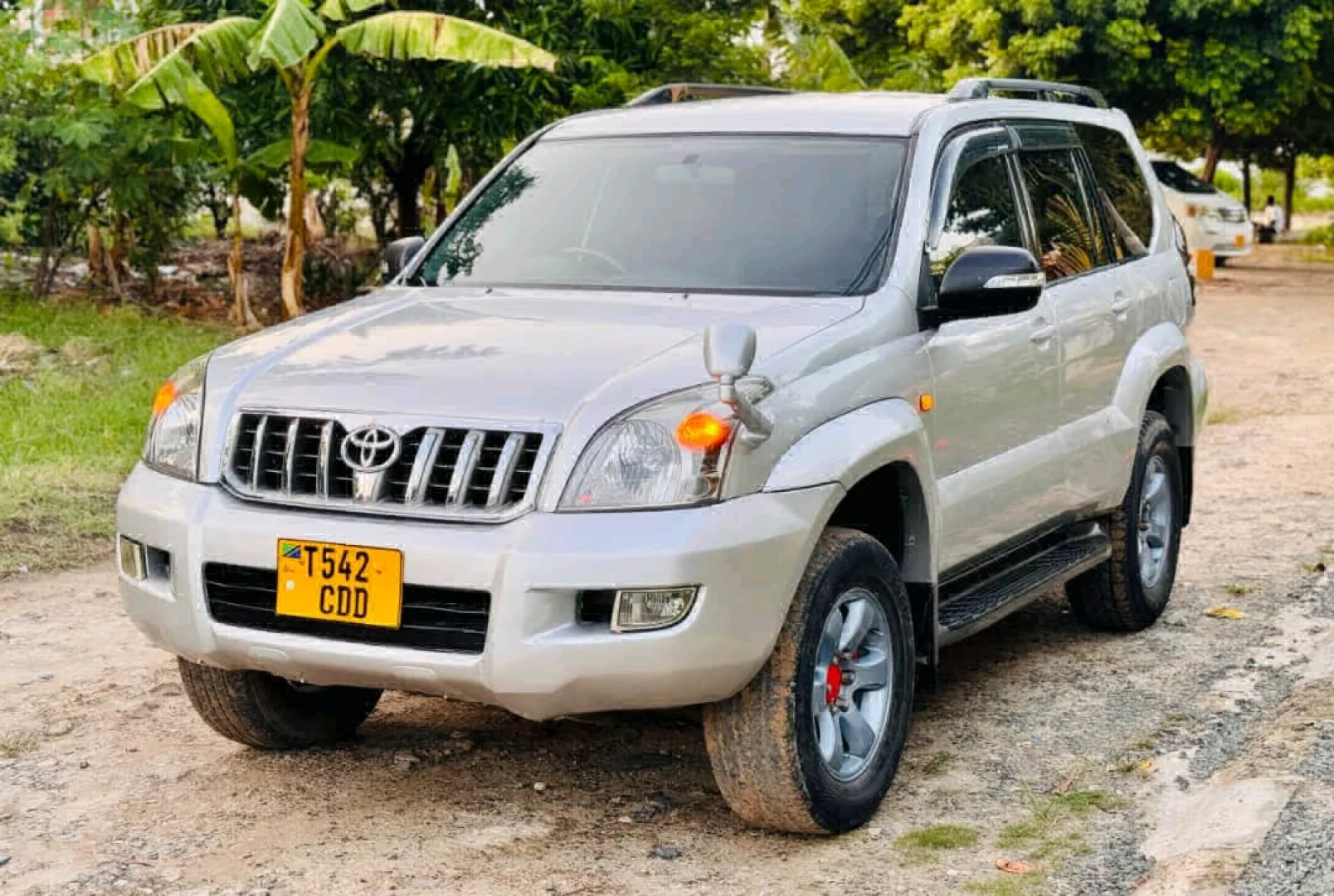 Toyota Land Cruiser Prado 120 Automatic 2005 thumbnail 2