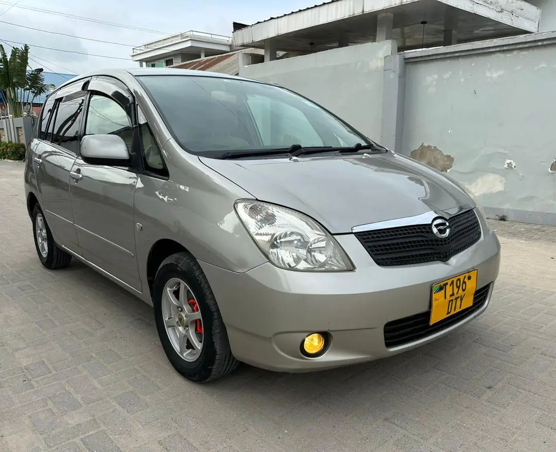 Toyota Spacio Minivan DTY
