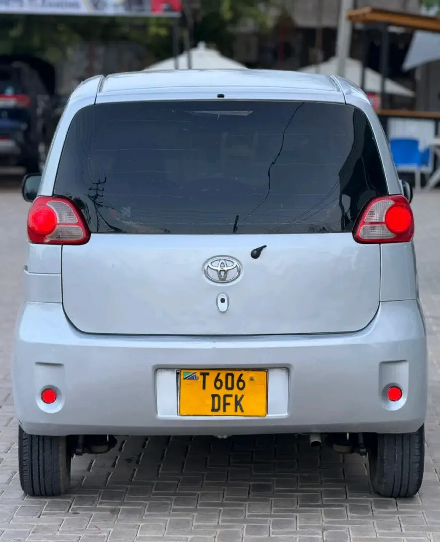 Toyota Porte DFK Full AC 1290cc thumbnail 5