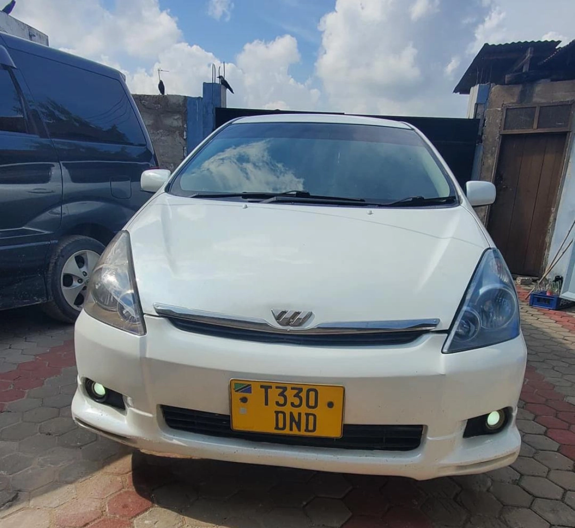 Toyota Wish 2004 Automatic 7-Seater thumbnail 2