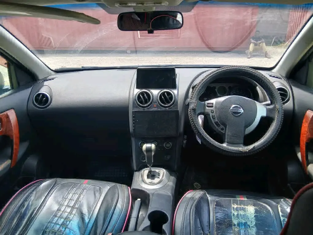 Used Silver Nissan Dualis (Qashqai) for Sale thumbnail 7