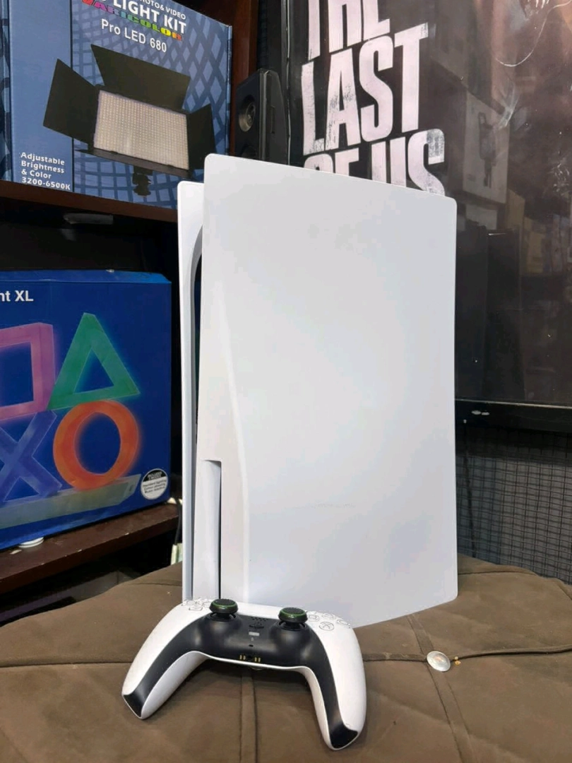 Brand New Sony PlayStation 5 Console (1TB, 2 Controllers) thumbnail 2